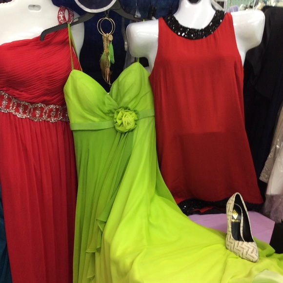 Beautiful formal & After Five Sz 2-26-$25 & up. - Picture 6 of 6